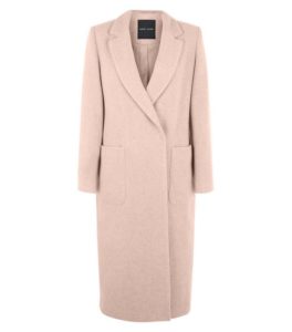 maxi-manteau-rose-a-deux-poches
