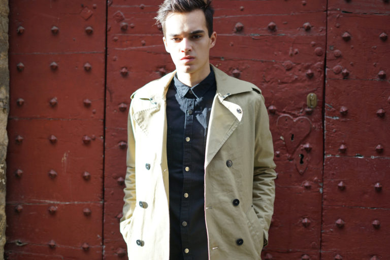 Tobias Barbault trench