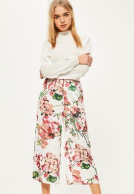 pantalon-culotte-blanc-satin--imprim-floral
