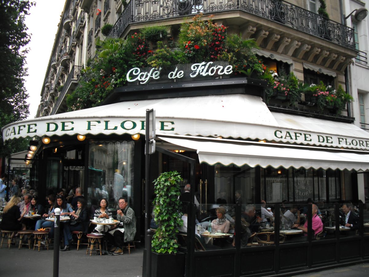 paris-cliches-arrondissement-monsieur-madame-claudia-lully-cafe-de-flore