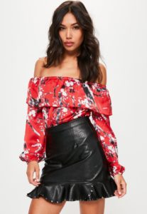 body-rouge-imprim--col-bateau-et-froufrous