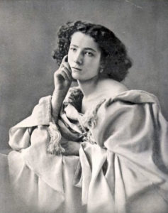 femmes-celebres-illustres-paris-histoire-culture-lifestyle-claudia-lully