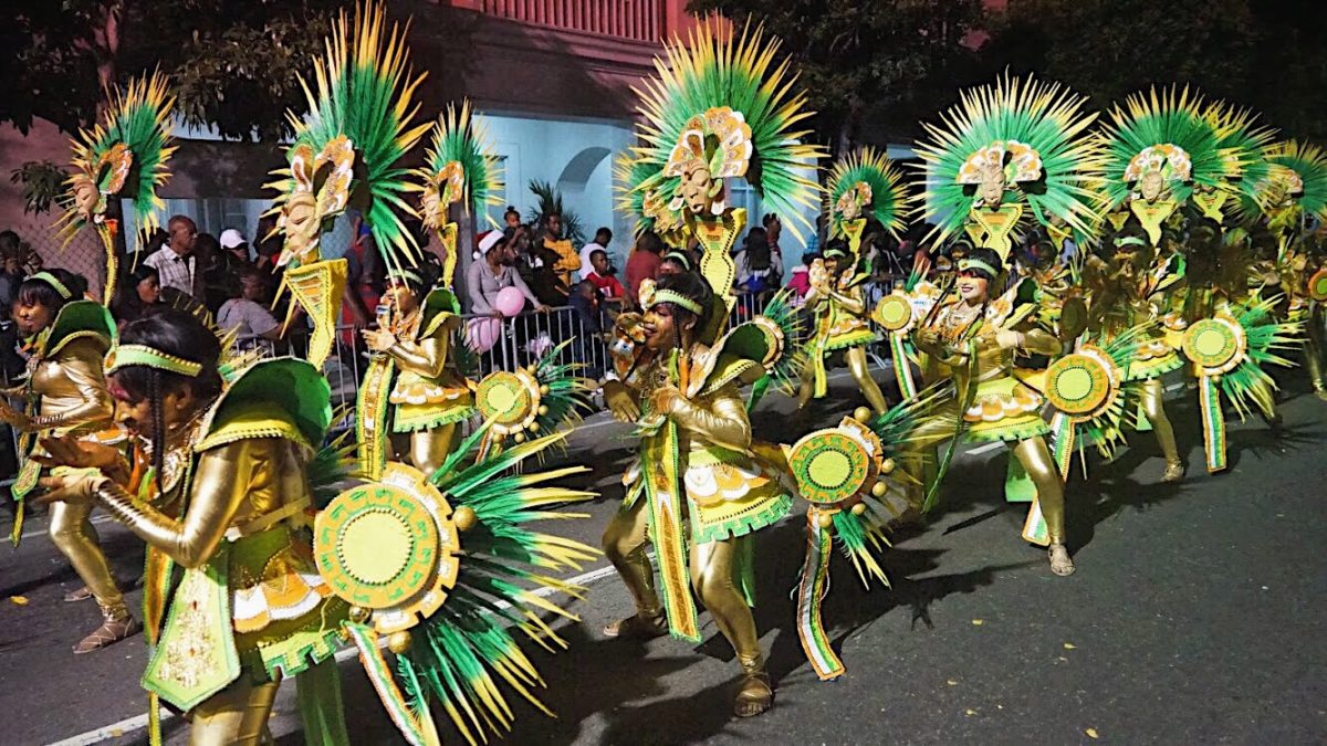 carnaval-junkanoo-bahamas-nassau-caraibes-monsieurmada.me-magazine-voyage-lestendancesdelilou-boris-deltell-sorryofrmyfrench-travel-photography