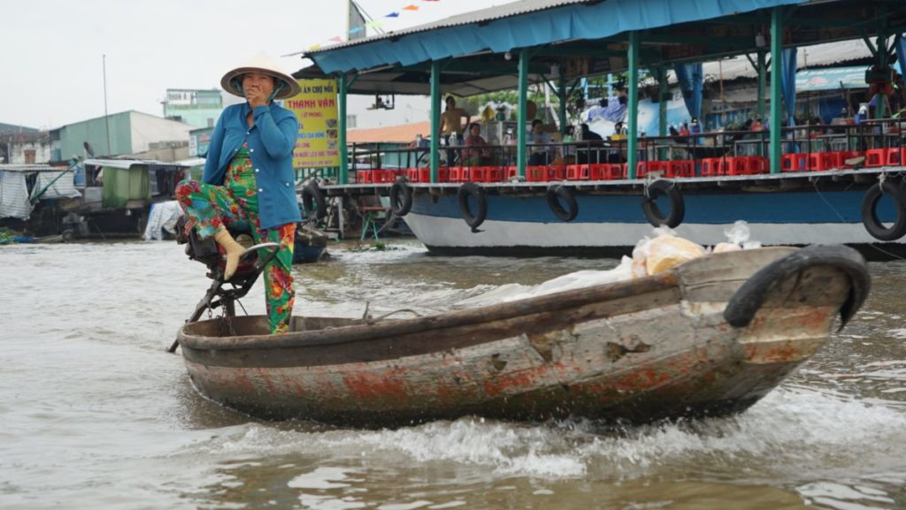 Can Tho Floating Market Conduite au pied